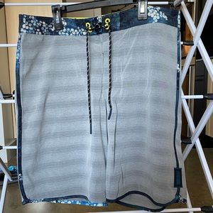 Men’s Gray Depactus Boardshorts